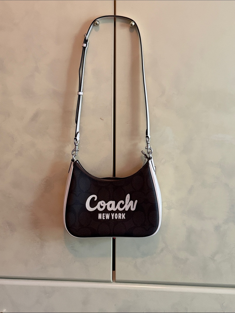 Coach Signature Shoulder Bag